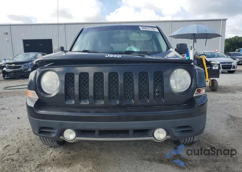 2014 Jeep Patriot Limited z USA, uszkodzony, nr VIN 1C4NJPCB5ED849873